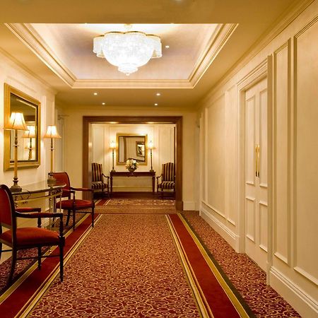 The Keadeen Hotel Newbridge  Eksteriør billede