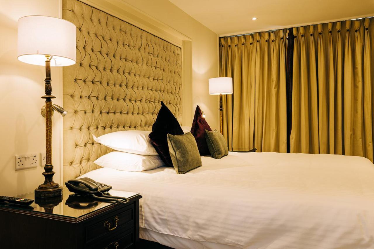 The Keadeen Hotel Newbridge  Eksteriør billede